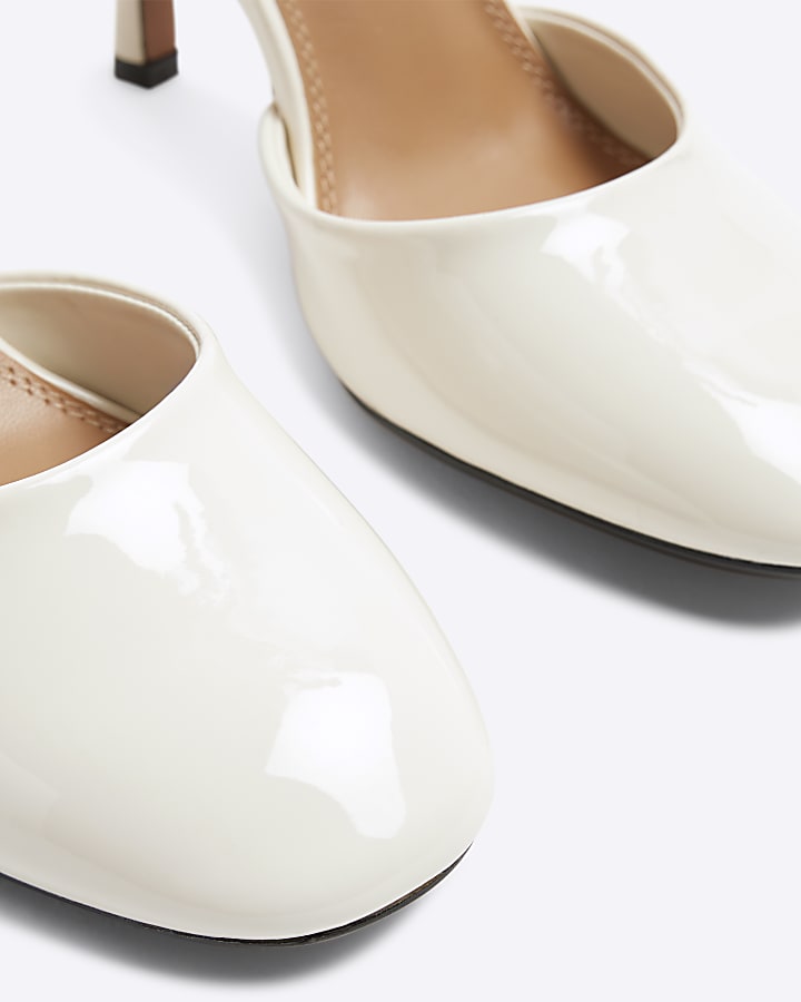 Cream Round Toe Patent Court Heels