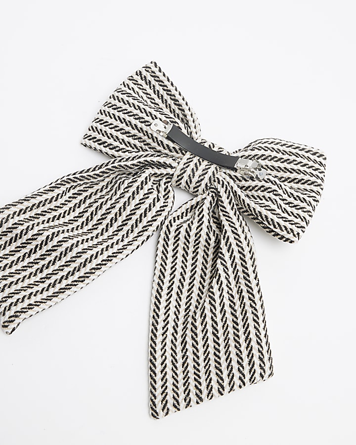Black Wool Blend Zig Zag Bow Hair Clip