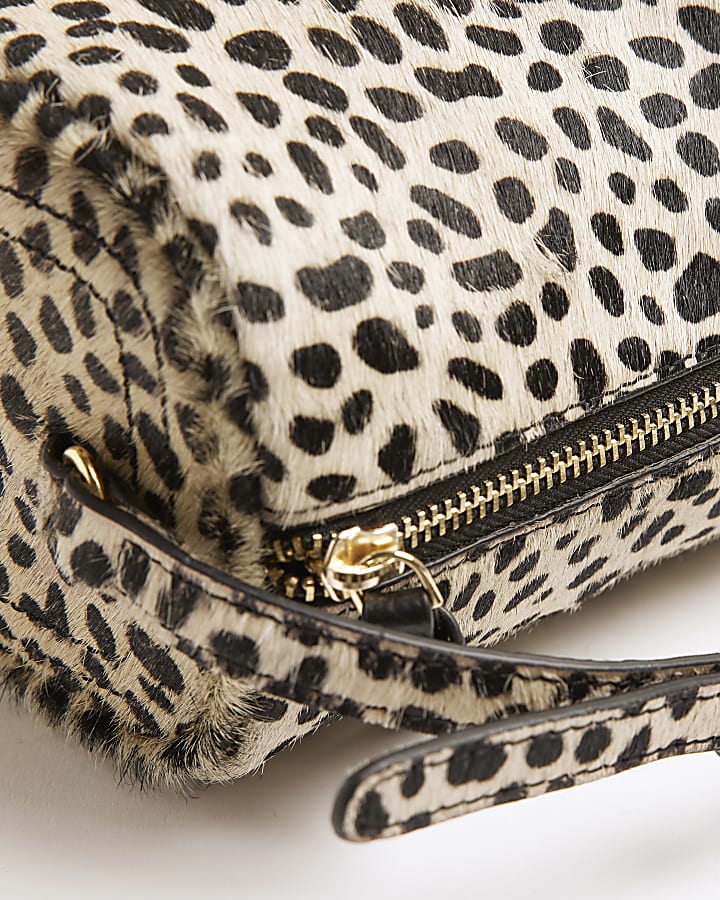 Cream Leather Animal Print Shoulder Bag