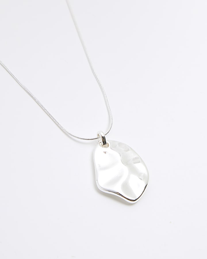 Silver Chain Pendant Necklace