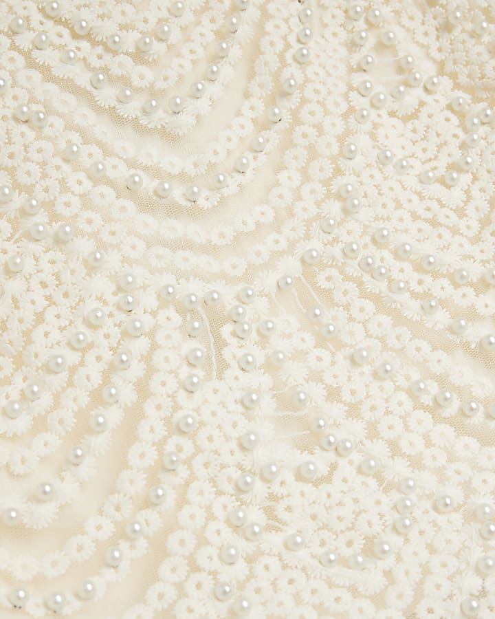 Cream Scallop Pearl long sleeve Top