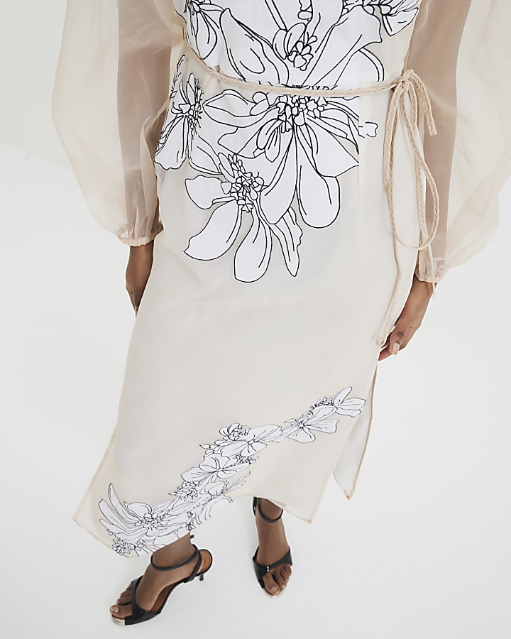 Cream Premium Floral Applique Maxi Dress