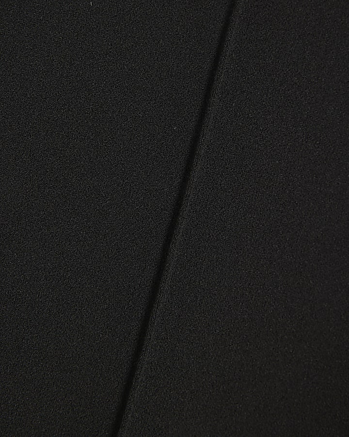 Black Cropped Capri Trousers