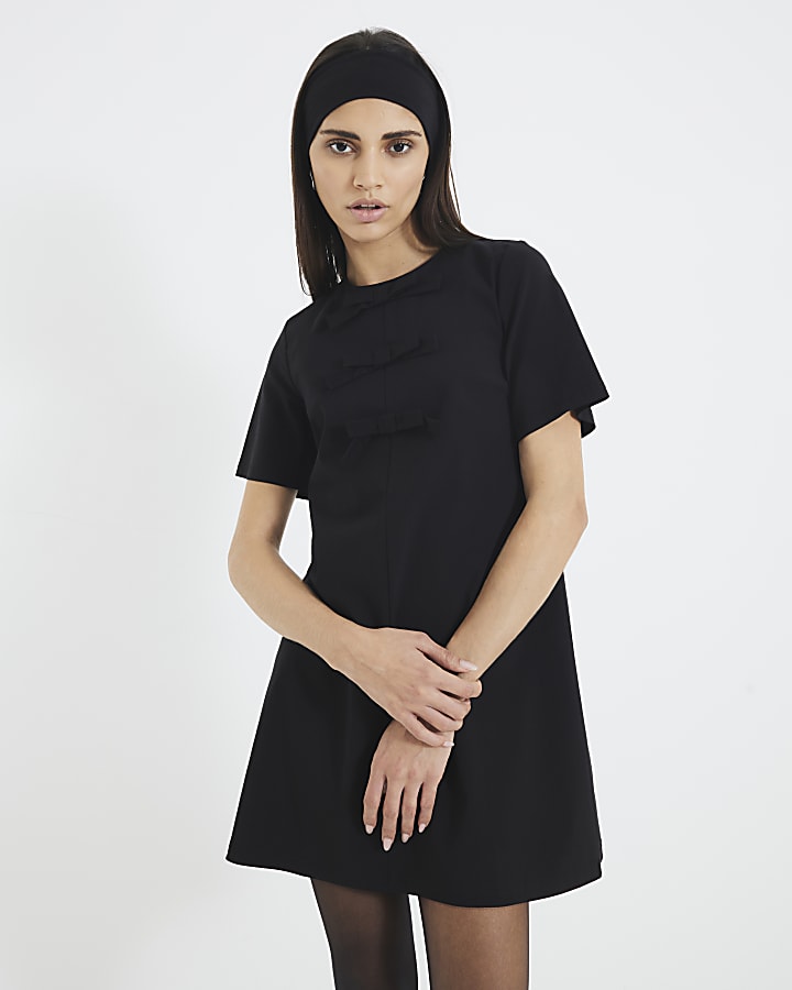 Black Short Sleeved Bow Mini T-shirt Dress