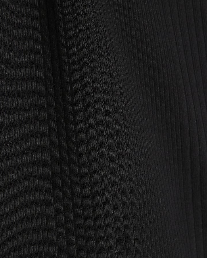 Black Sleeveless Ribbed Longline Tank Top