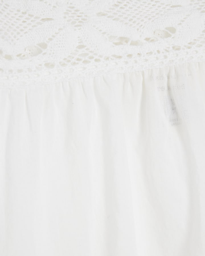 White Lace Mix Short Sleeve Blouse