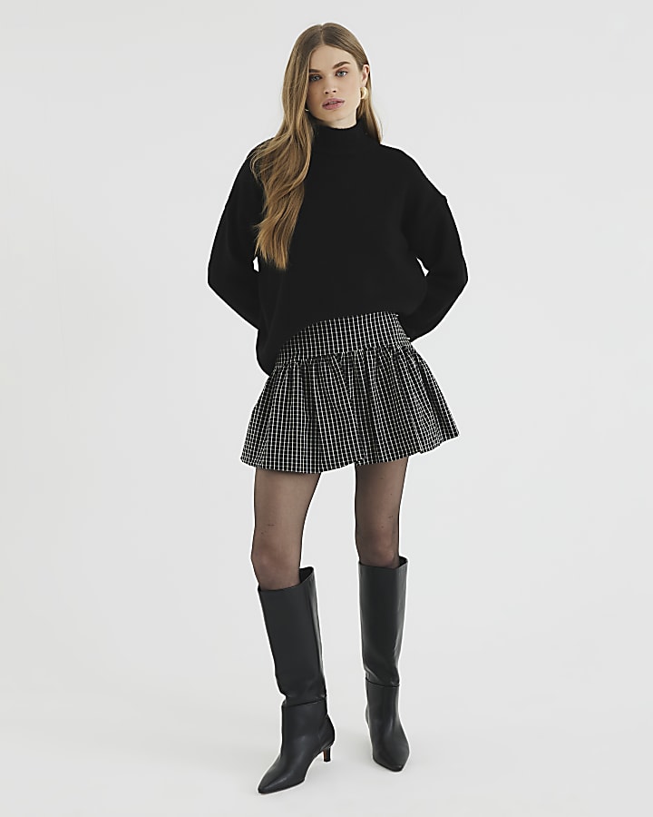 Black Check Bubble Hem Mini Skirt