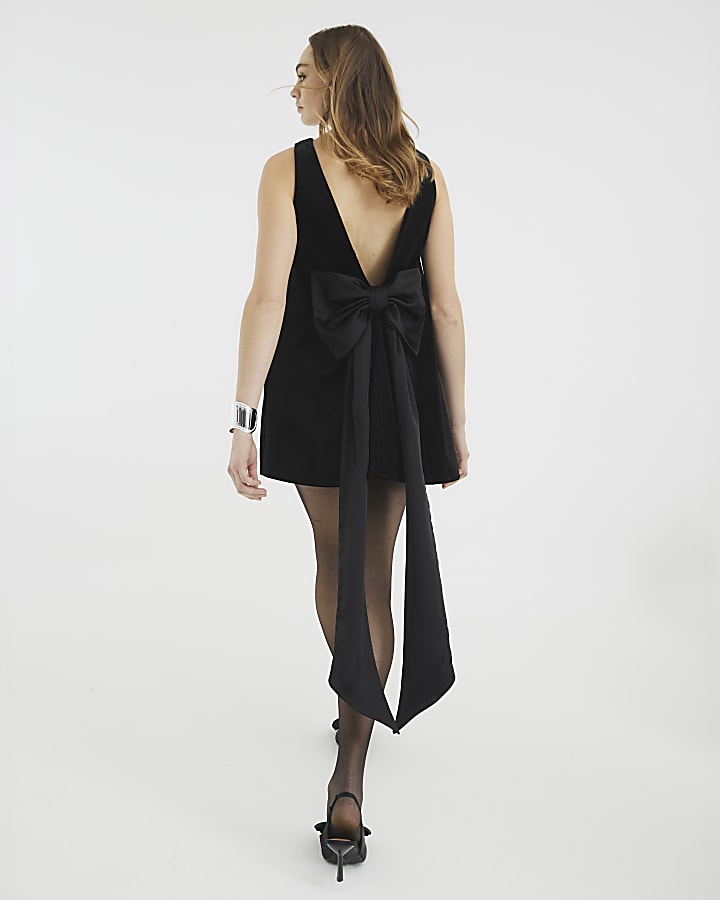 Black Velvet Sleeveless Bow Back Mini Dress