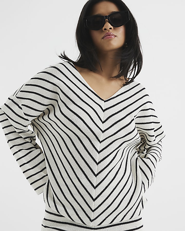 Petite Cream Long Sleeve Stripe V Neck Top