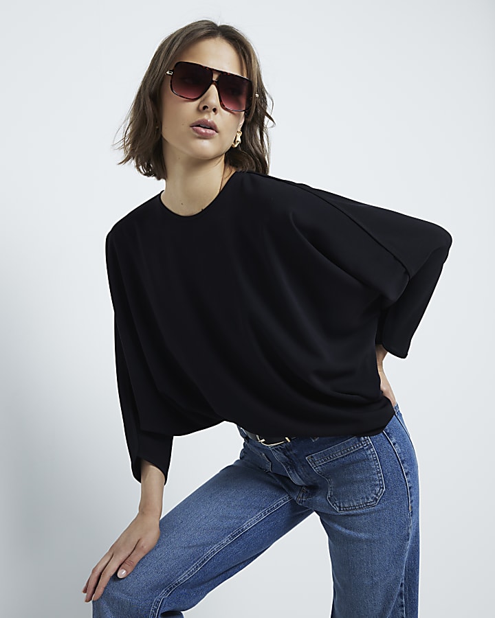 Black Short Sleeved Batwing T-shirt