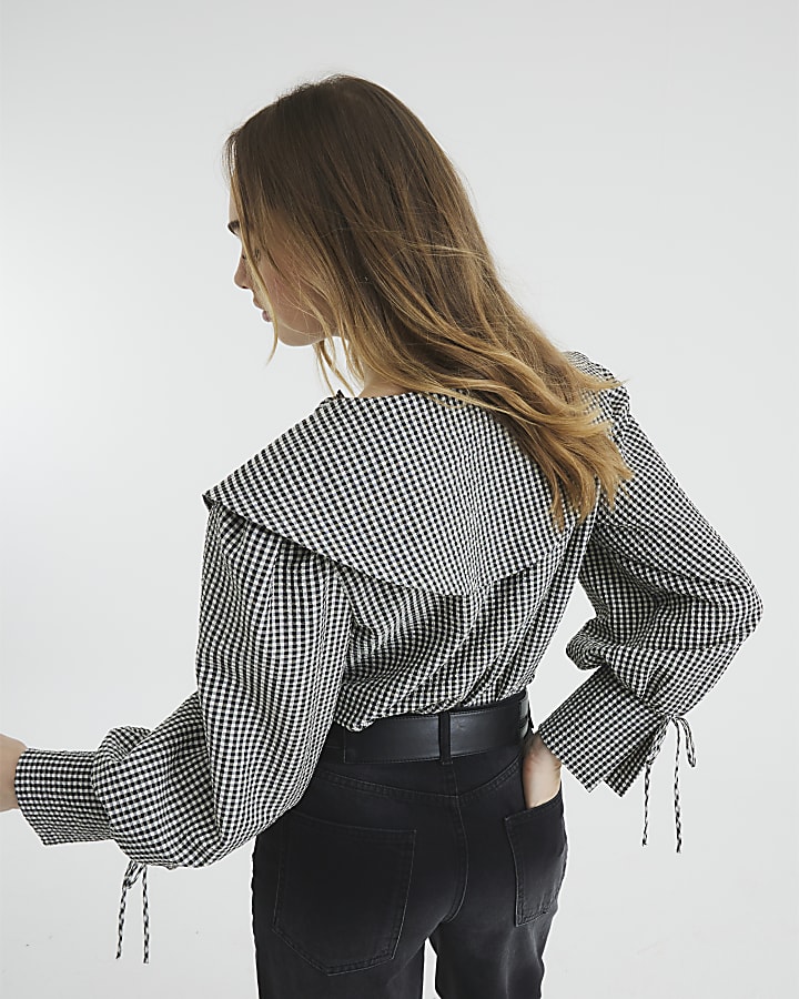 Black Gingham Large Collar Blouse