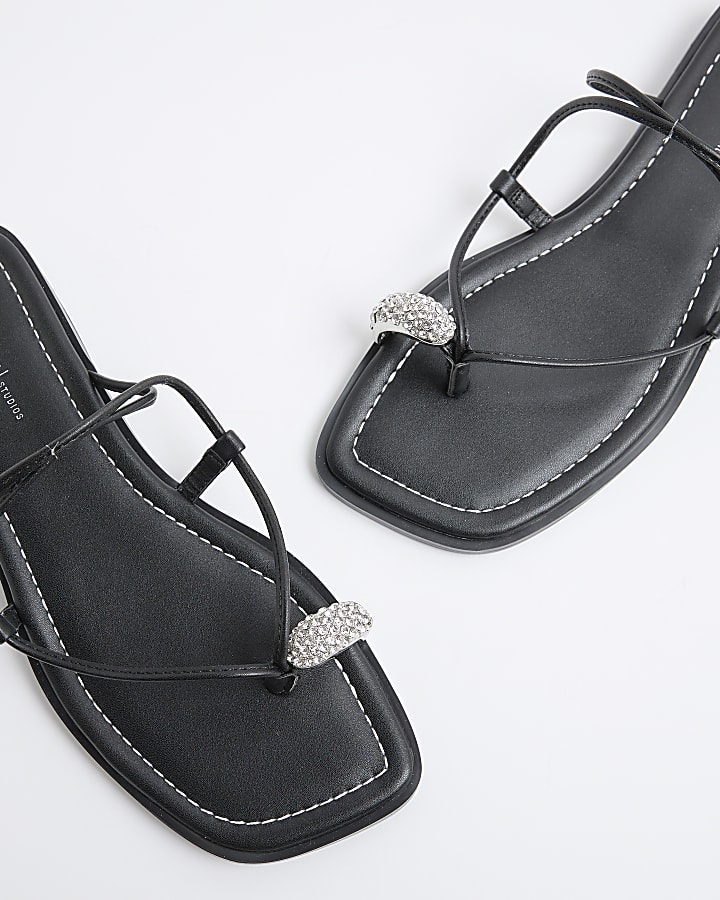 Black Diamante Toe Loop Flat Sandals