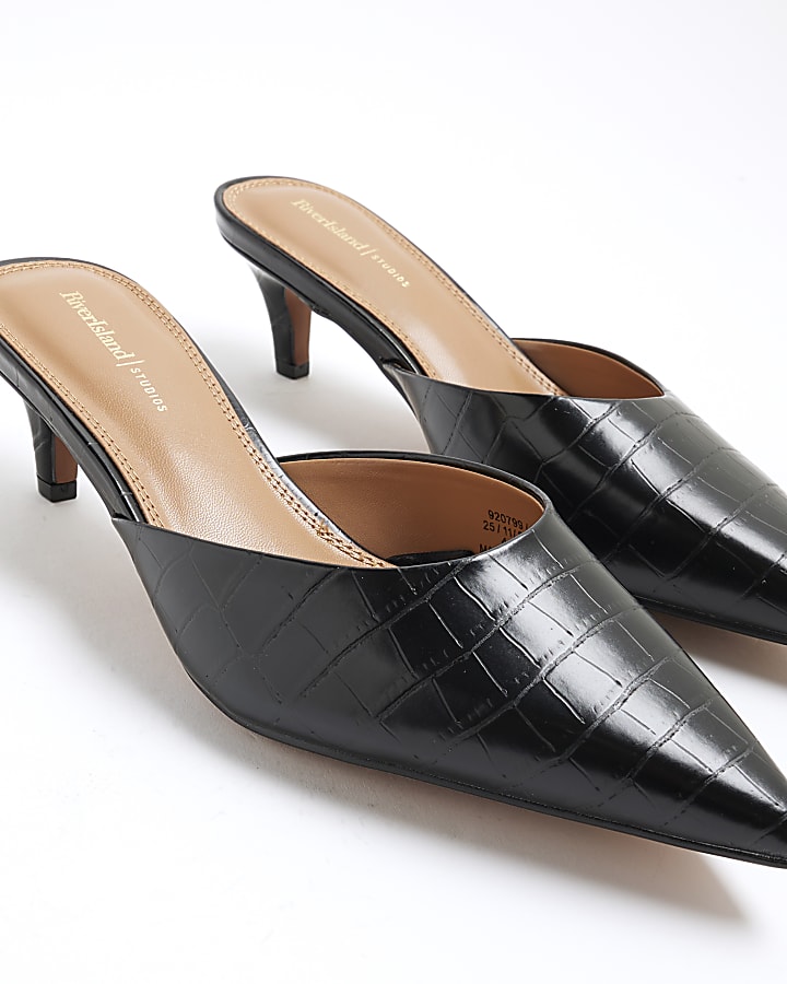 Black Pointed Croc Court Heels