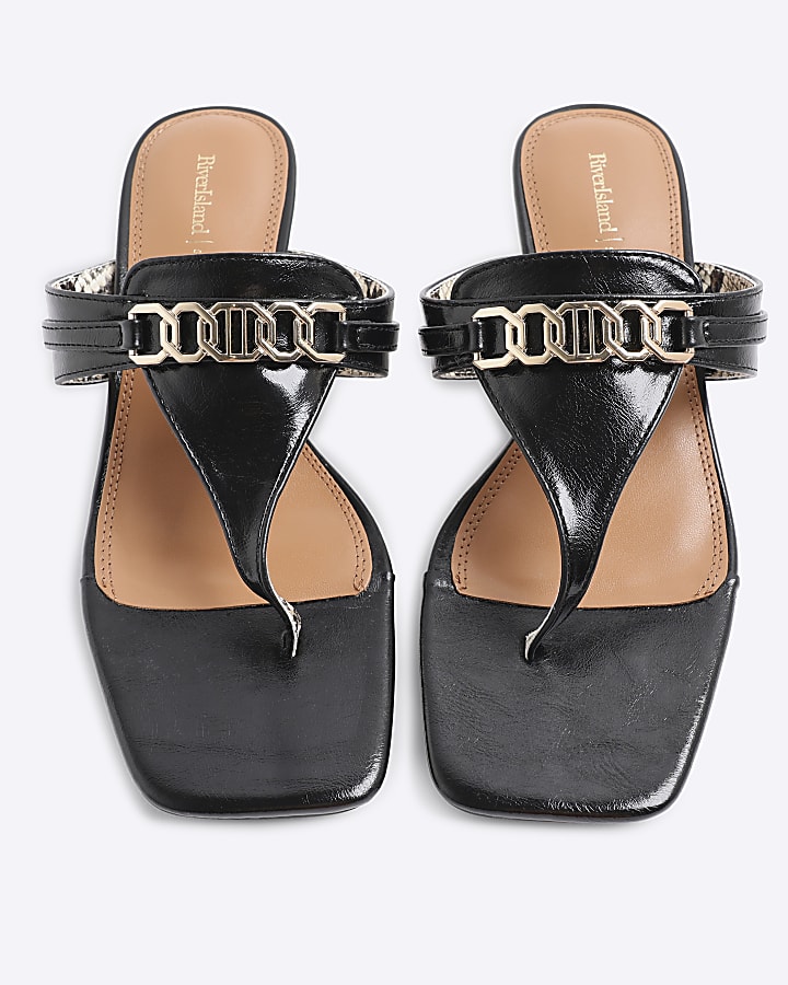 Black Snaffle Detail Toe Thong Kitten Heels