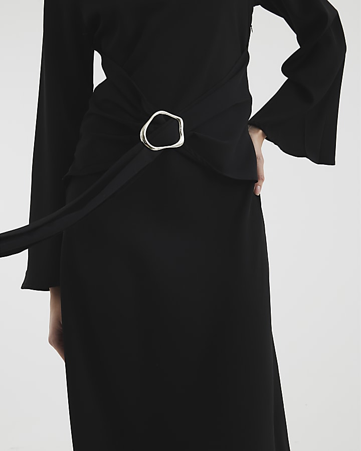 Black Long Sleeved Tie Waist Midi Dress