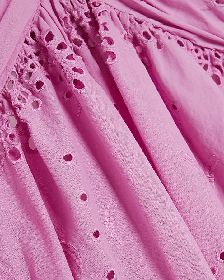 Pink V-neck Mid Sleeve Broderie blouse