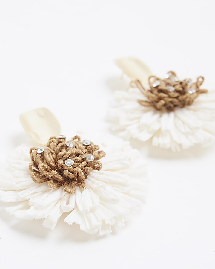 Cream Raffia Flower Earrings