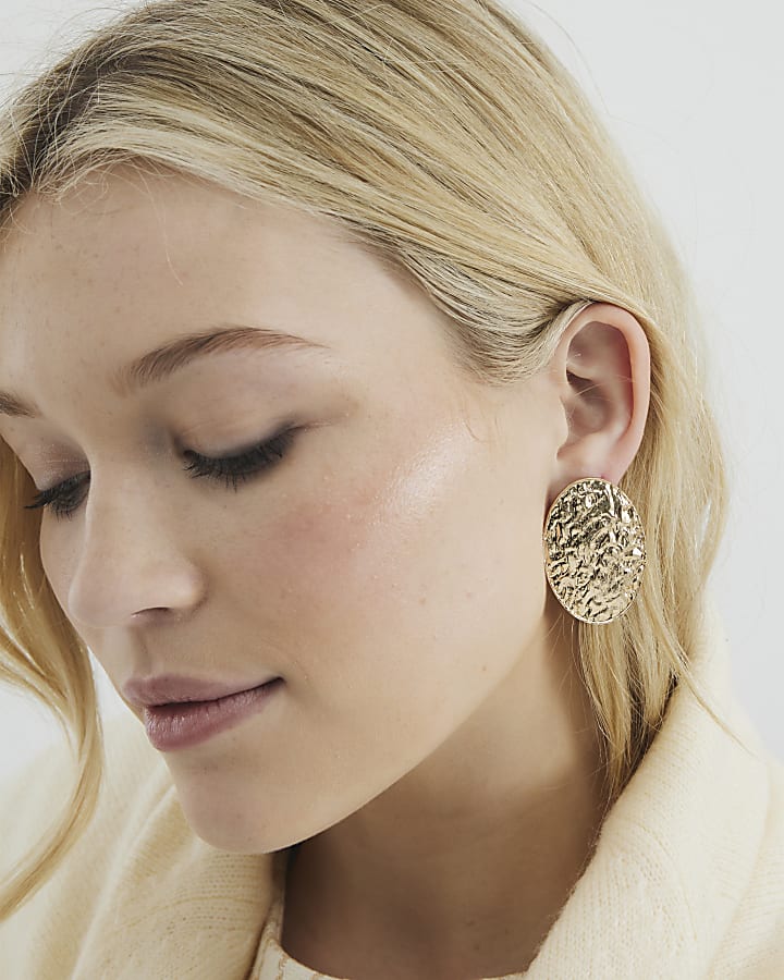 Gold Oval Stud Earrings