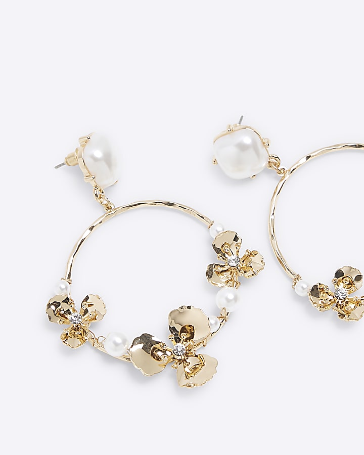 Gold Flower Circle Pearl Drop Earrings