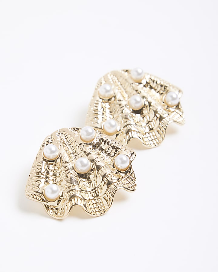 Gold Pearl Shell Stud Earrings