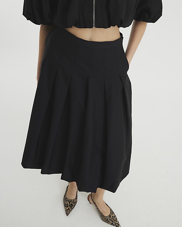 Black Midi Bubble Hem Skirt