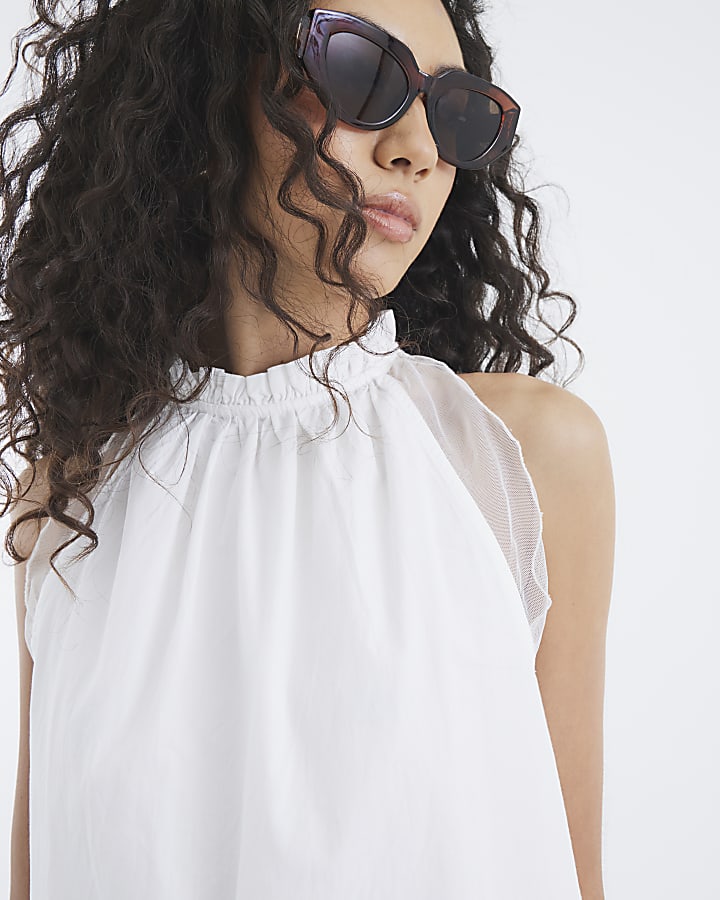 Cream Sleeveless Lace Hem Cami Top