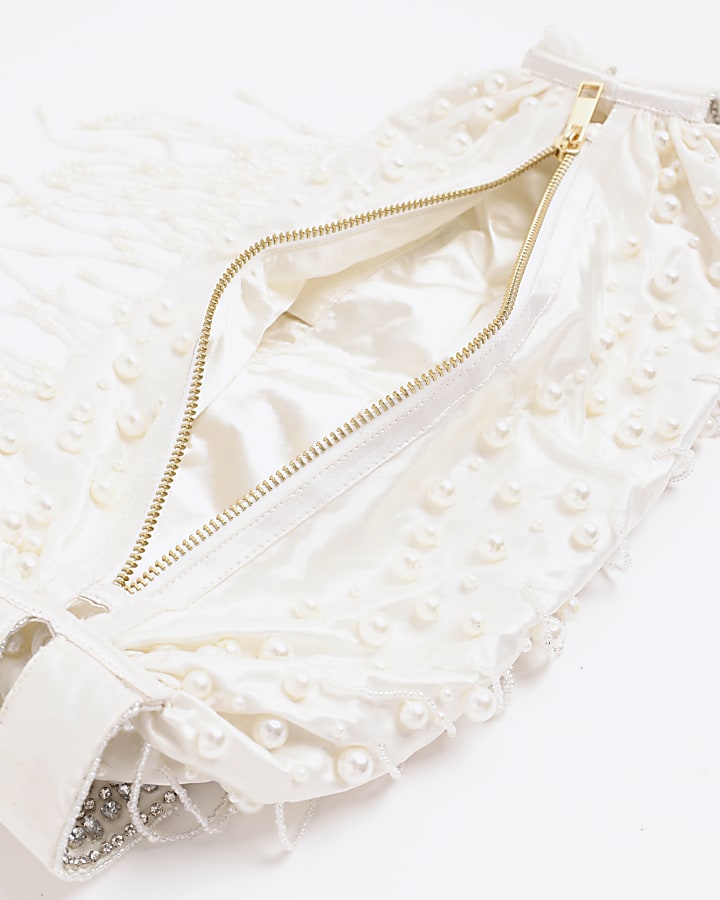 White Premium Pearl Tassel Clutch Bag