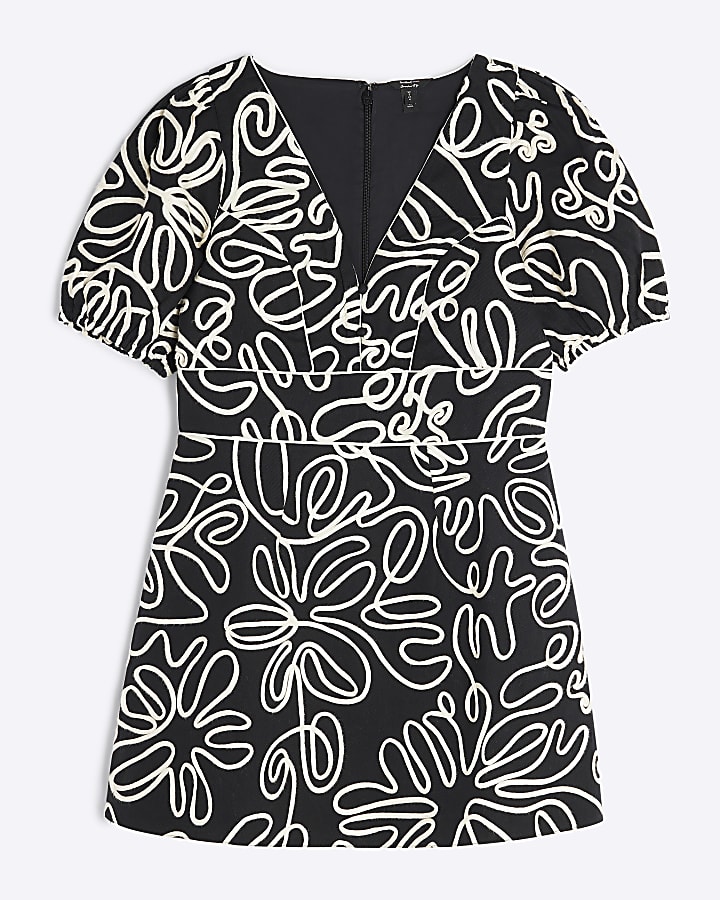 Petite Black Short Sleeve Floral Mini Dress