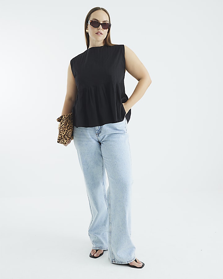 Black Sleeveless Pleated Top