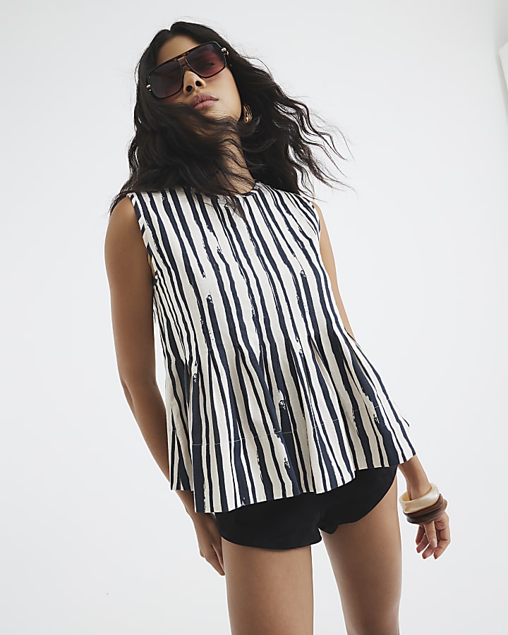 Black Stripe Sleeveless Pleated Top