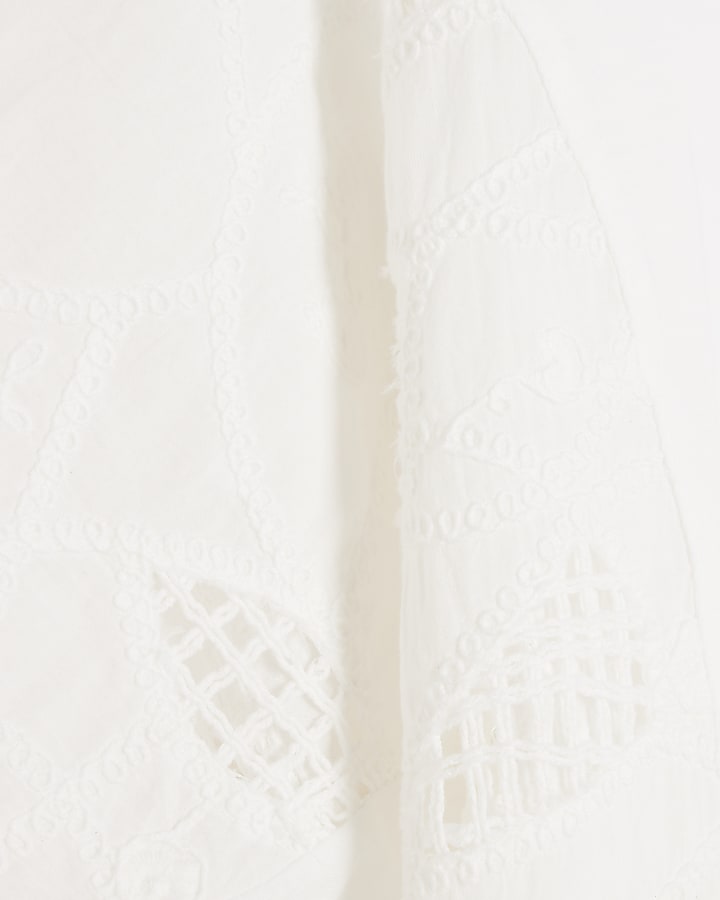 White Short Sleeve Hybrid Broderie T-shirt