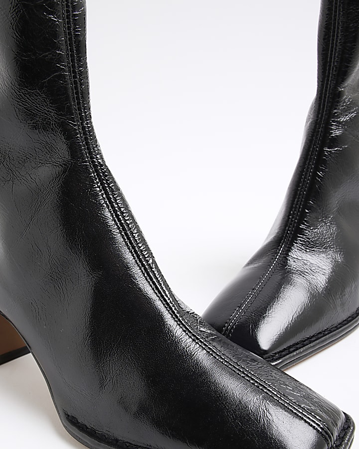 Black Leather Stitched Block Heeled Boots