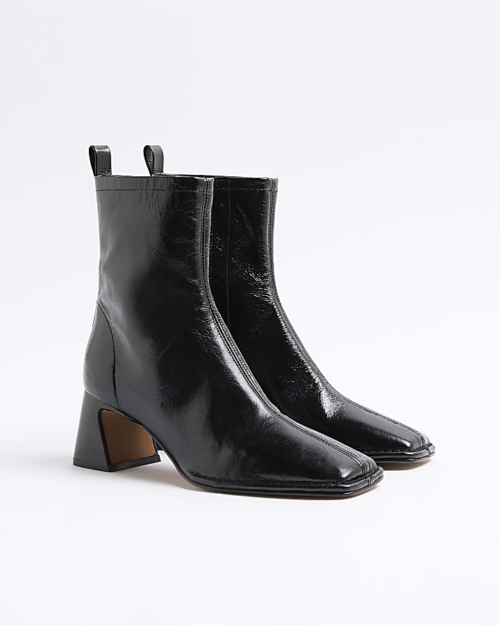 Black Leather Stitched Block Heeled Boots