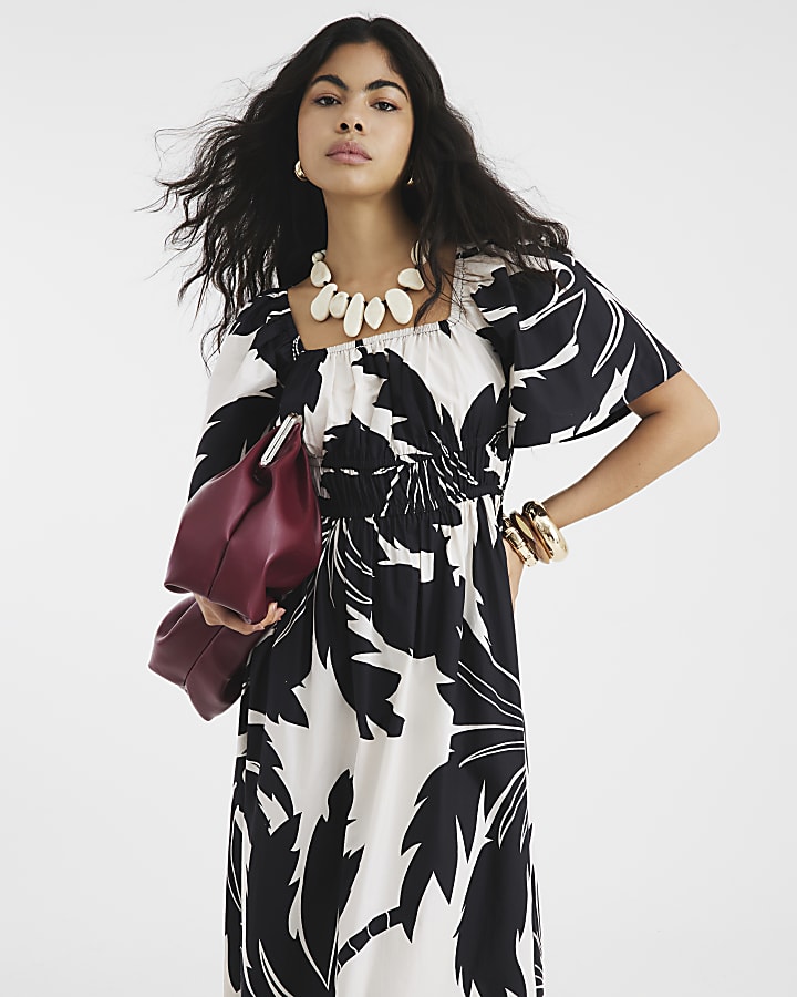 Black Short Sleeve Shirred Midi Dress