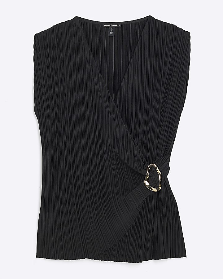 Black Sleeveless Plisse Wrap Top