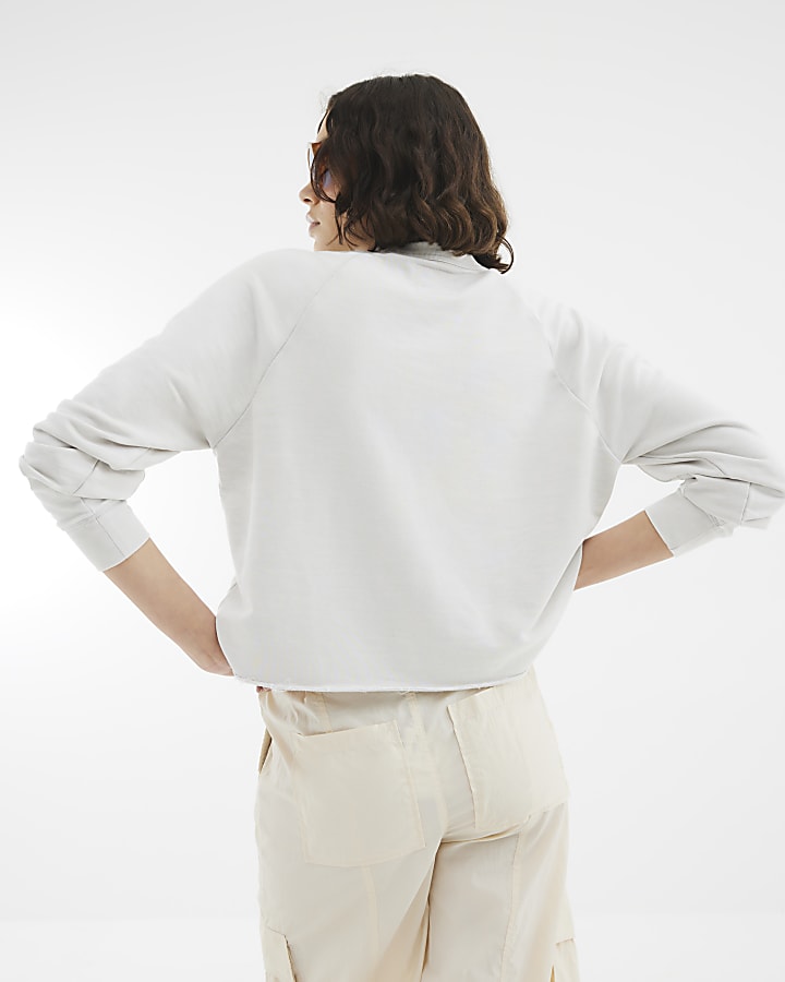 Grey Long Sleeve Raw Hem Sweatshirt
