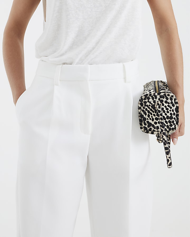 Petite White Slim Barrell Leg Trousers