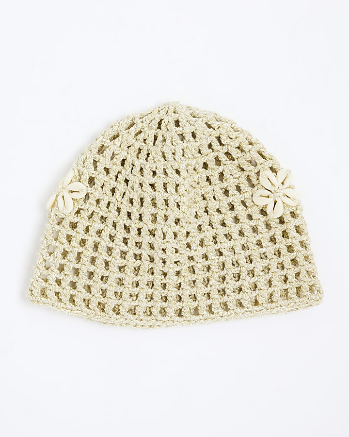 Cream Seashell Crochet Skull Cap