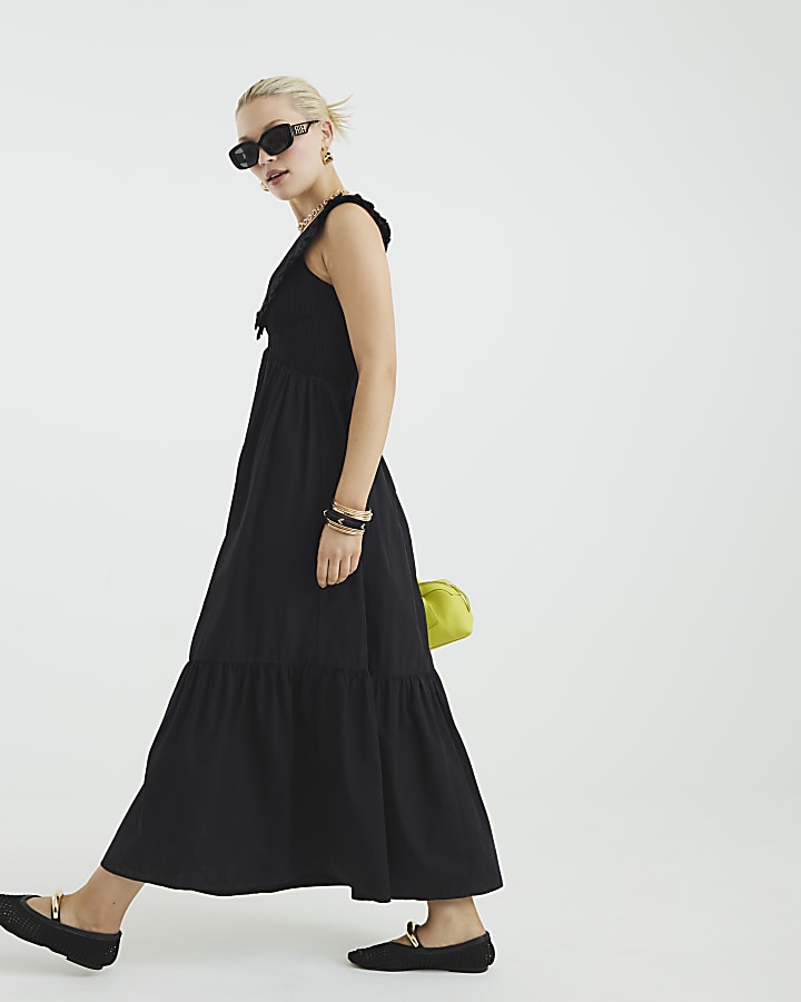 Black Ruffle Collar Shirred Maxi Dress