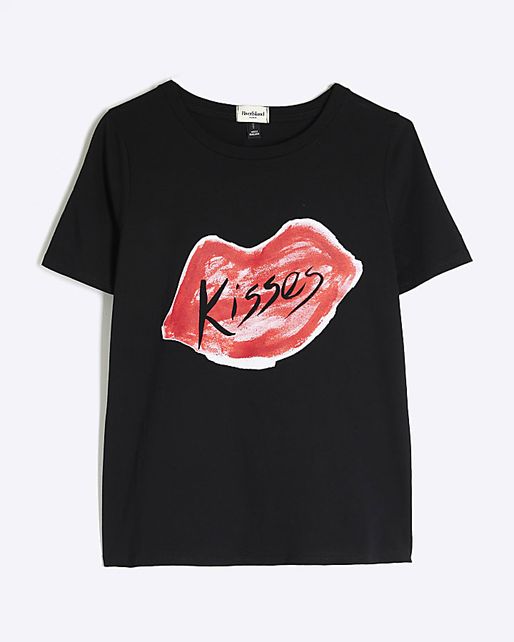 Black Short Sleeve Kisses Graphic T-shirt