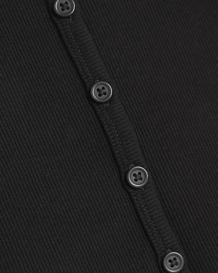 Black Short Sleeve Ribbed Button Through Top