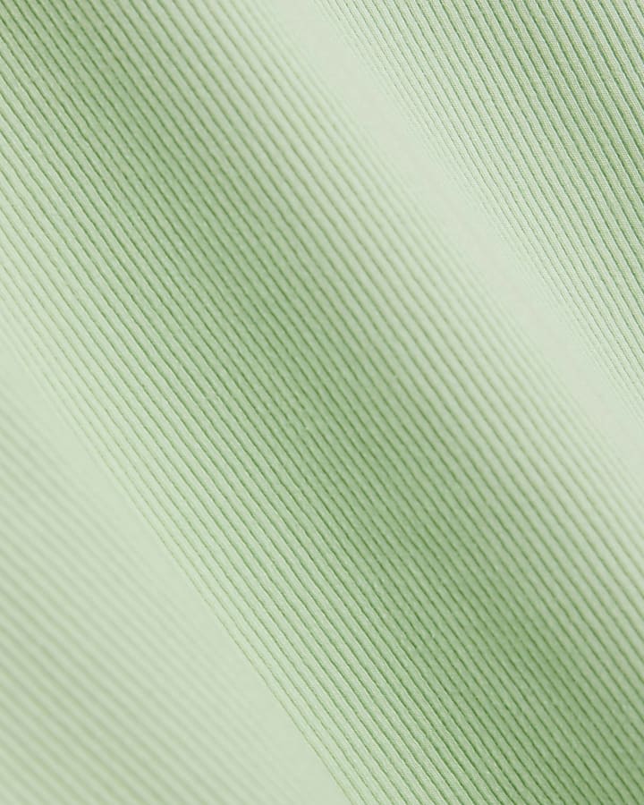 Green Sleeveless Scallop Trim Tank Top