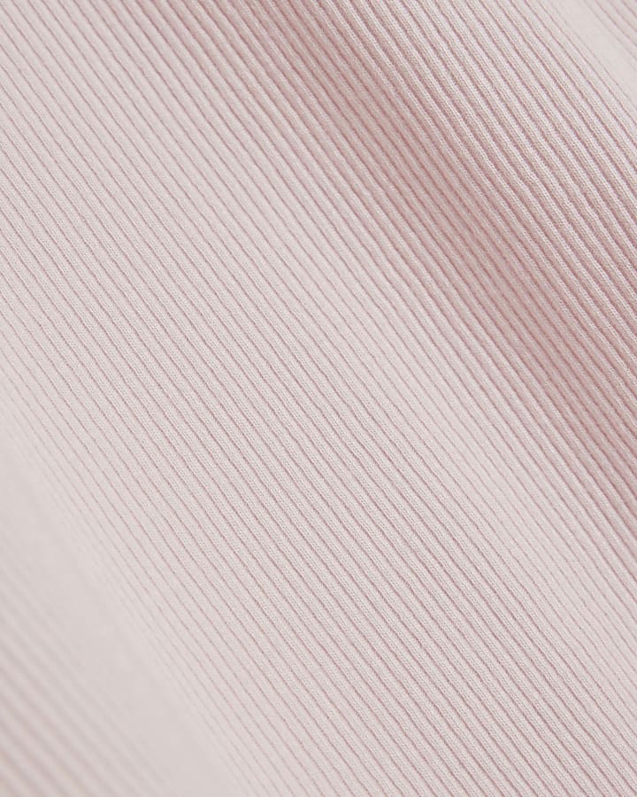 Pink Sleeveless Scallop Trim Tank Top