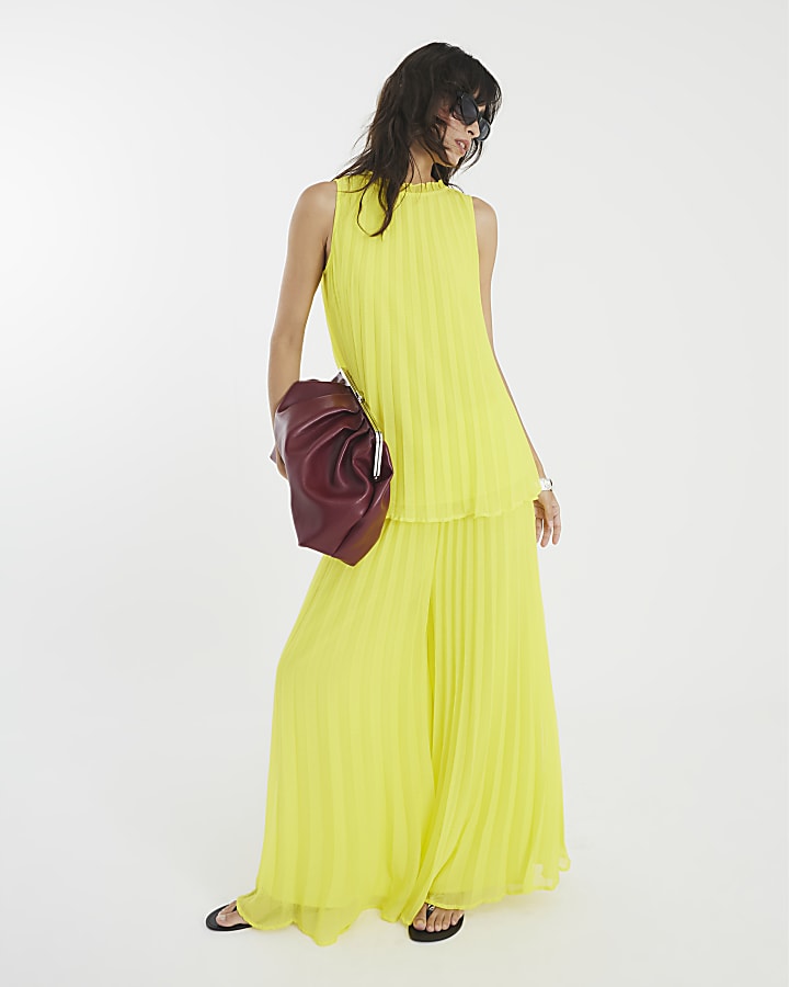 Yellow Sleeveless Plisse Tunic Top