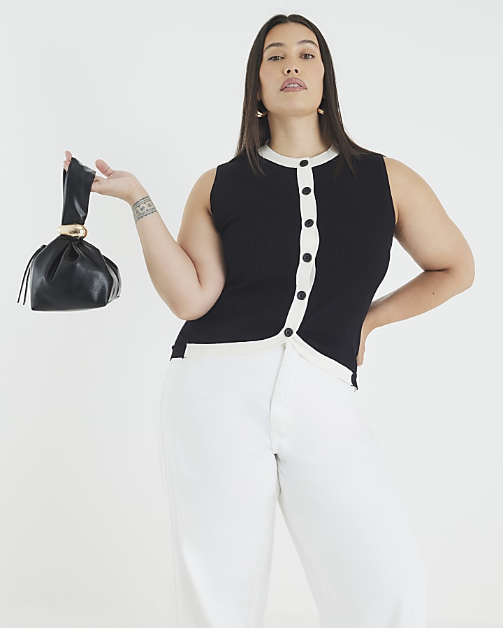 Black Knit Curved Hem Ribbed Top