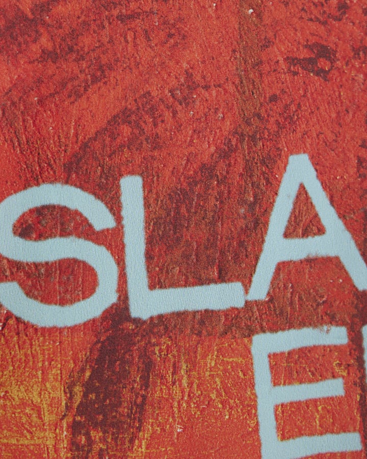 Red Atlas Short Sleeve Isla En El Sol T-shirt