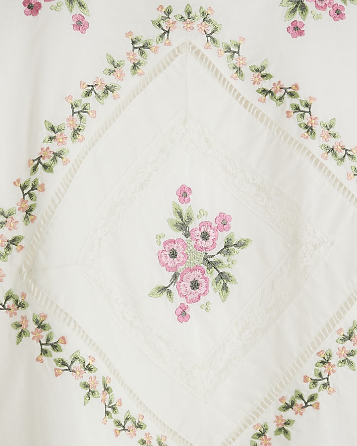 White Long Sleeve Floral Embroidered Blouse