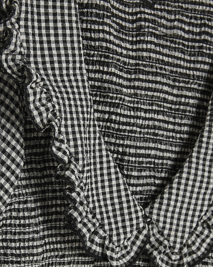 Black Gingham Short Sleeve Collared Top