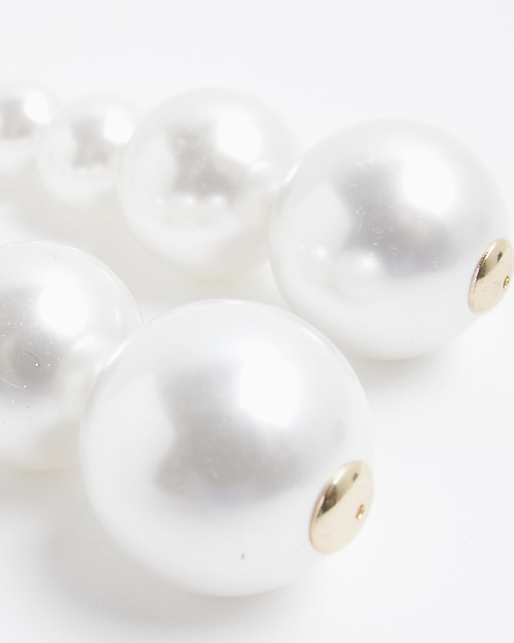 Cream Graduated Pearl Crystal Stud Earrings