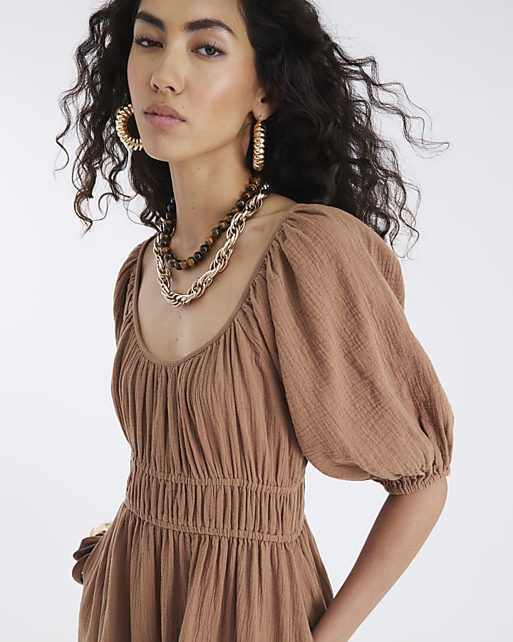 Brown Short Sleeve Gathered Midi Dress